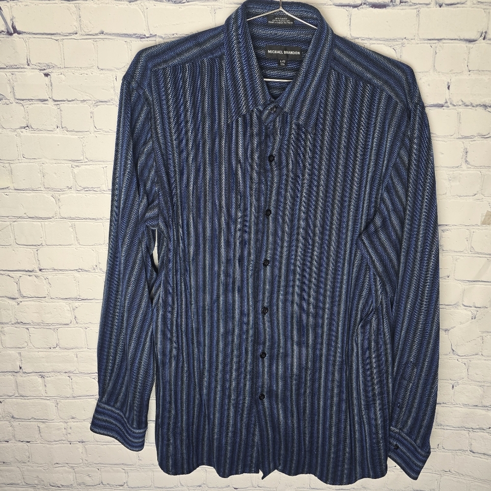 Michael Brandon Men's Blue and Black Patterned Shirt Size Large